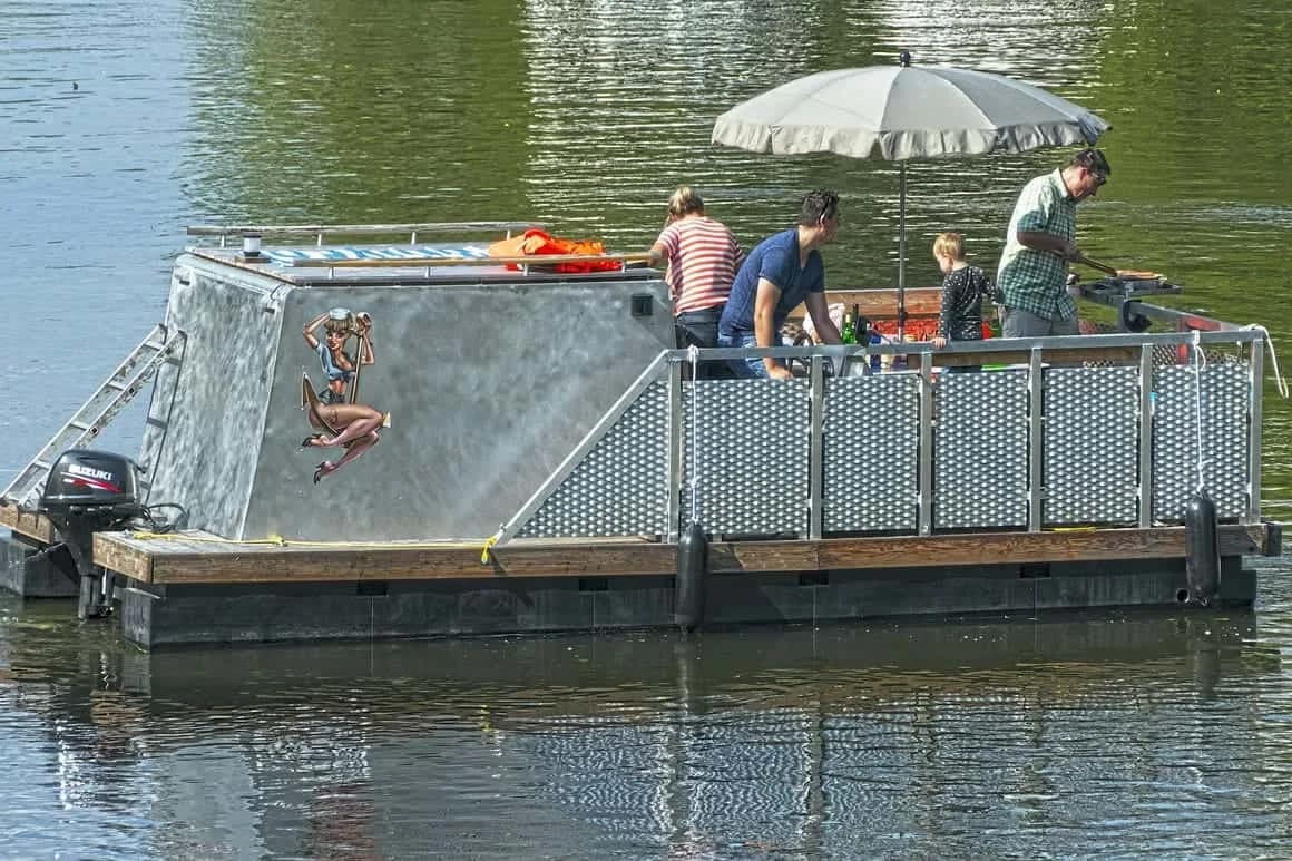 Grillin on a pontoon