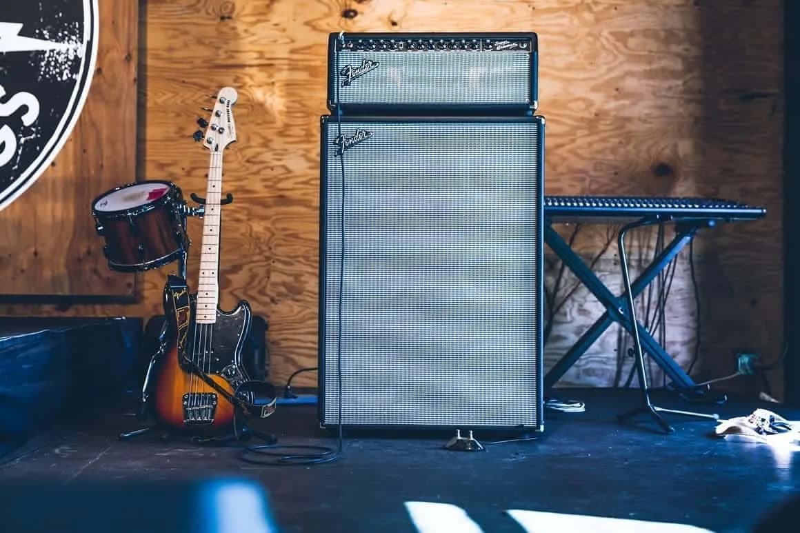 Sherman Buildings — Start a band in a garage 2019 07 garage band
