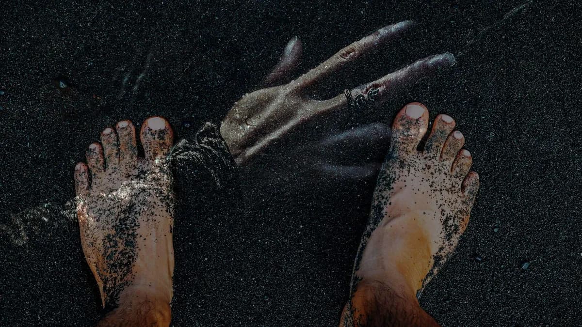 lady's fingers and men's toes