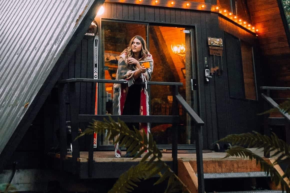 Welcome To My Shanty, Drop By Anytime